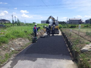 道路のクラック補修（打替え工事）