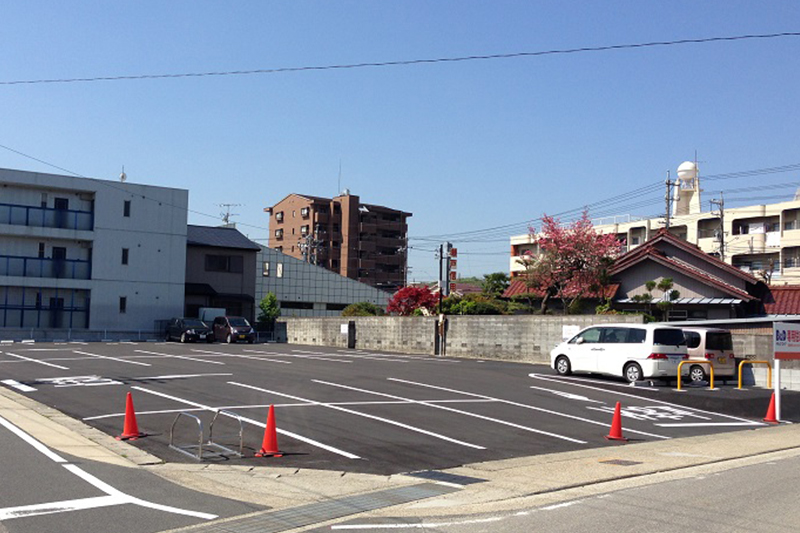 マンション駐車場